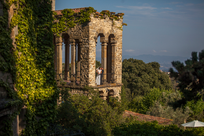 Wedding in a Spanish castle: Olga and Denis