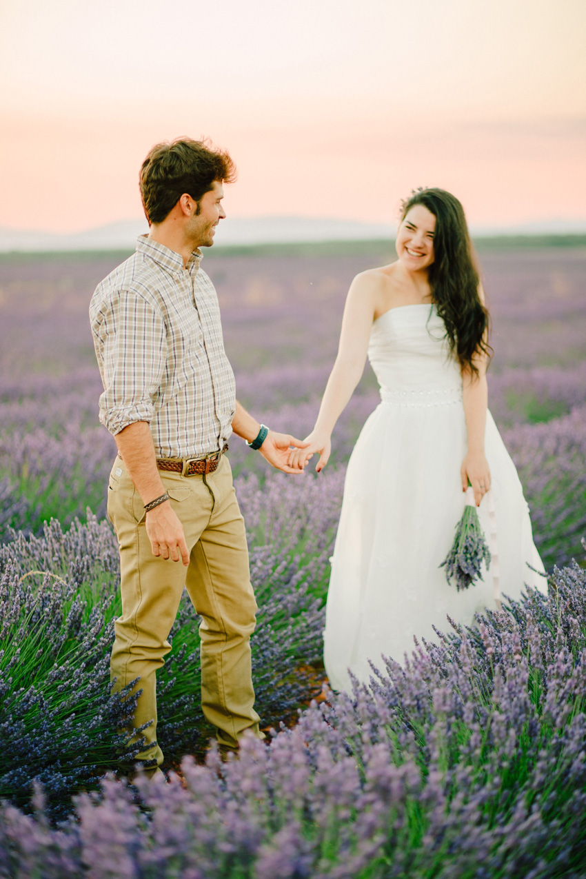 Elopement in a lavender field
