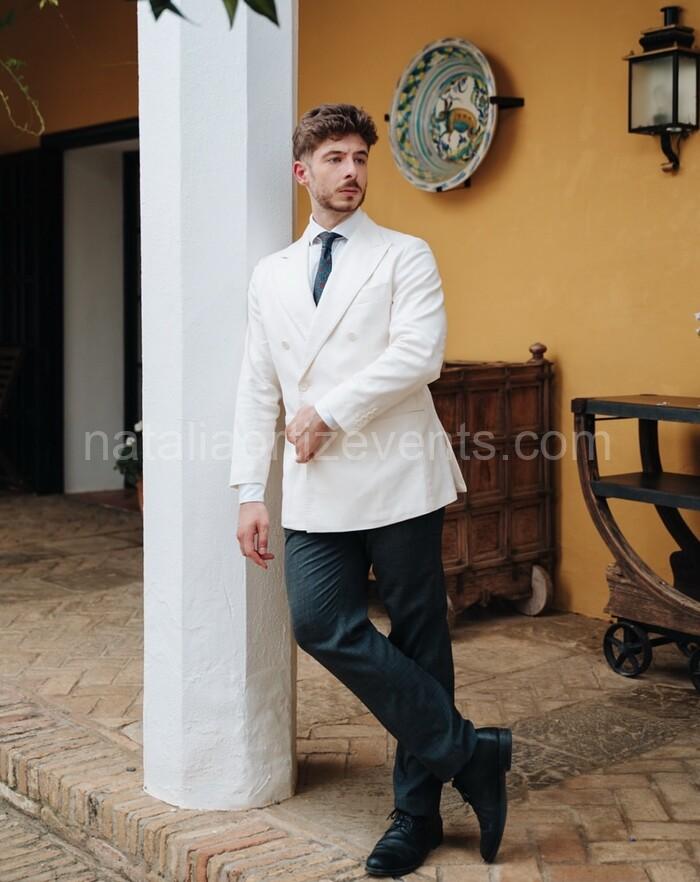 Boda estilo flamenco / Foto vía Natalia Ortiz Events Boda estilo flamenco / Foto vía Natalia Ortiz Events